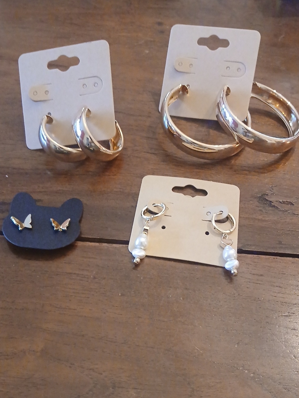 4 piece earring  bundle